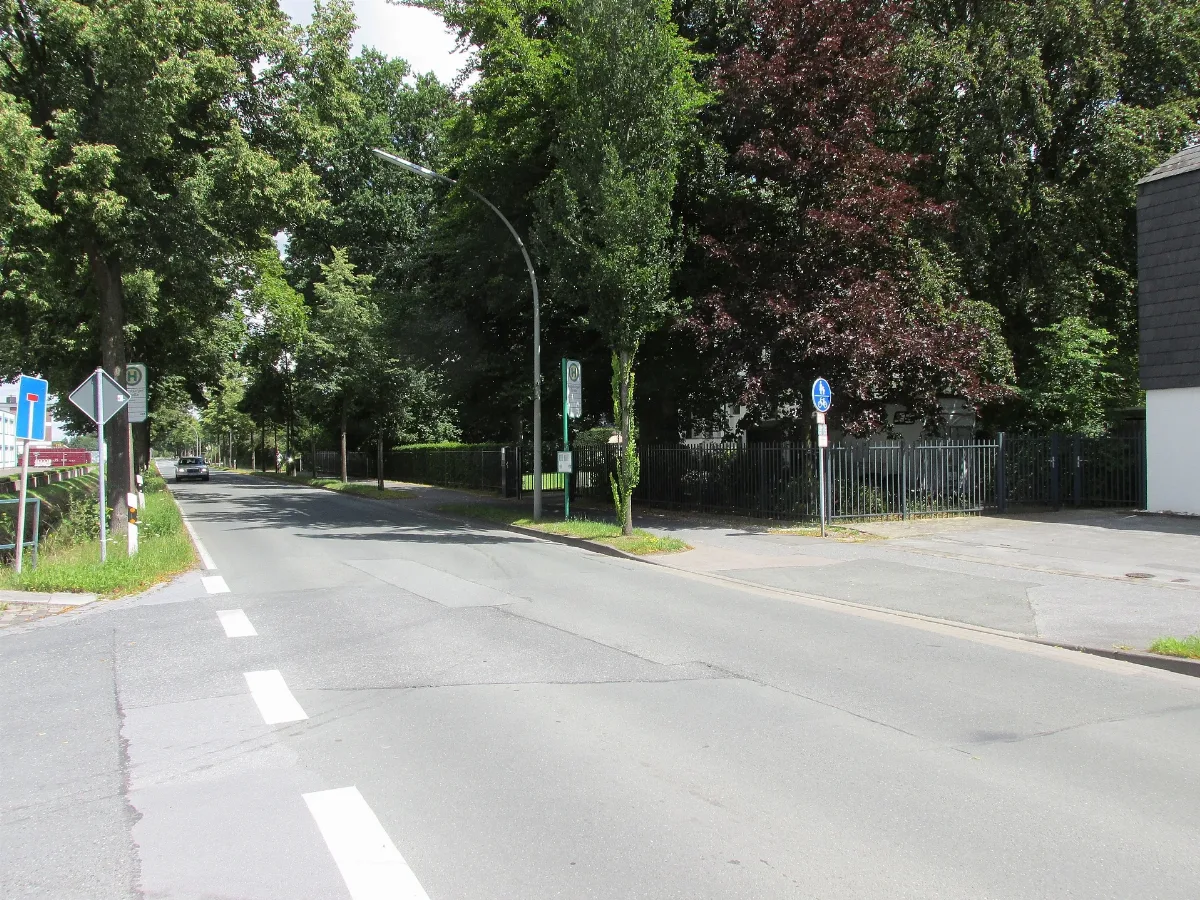 Bushaltestelle Augsburger Straße, 2, Rheda, Rheda Wiedenbrück, Landkreis Gütersloh