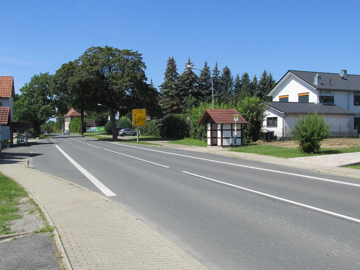 Bushaltestelle Eigenrieden, 1, Eigenrieden, Mühlhausen, Unstrut Hainich Kreis