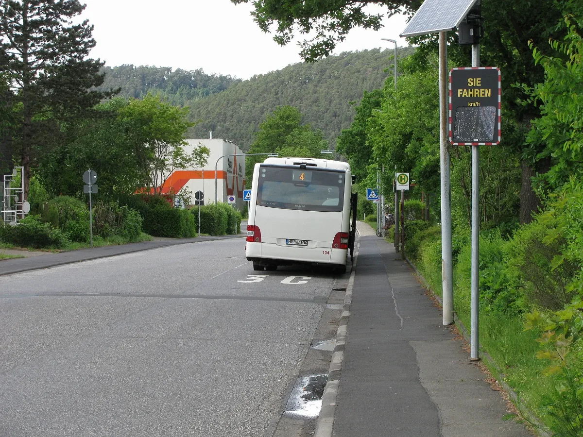 Bushaltestelle Lahnwerkstätten, 1, Wehrda, Marburg, Landkreis Marburg Biedenkopf