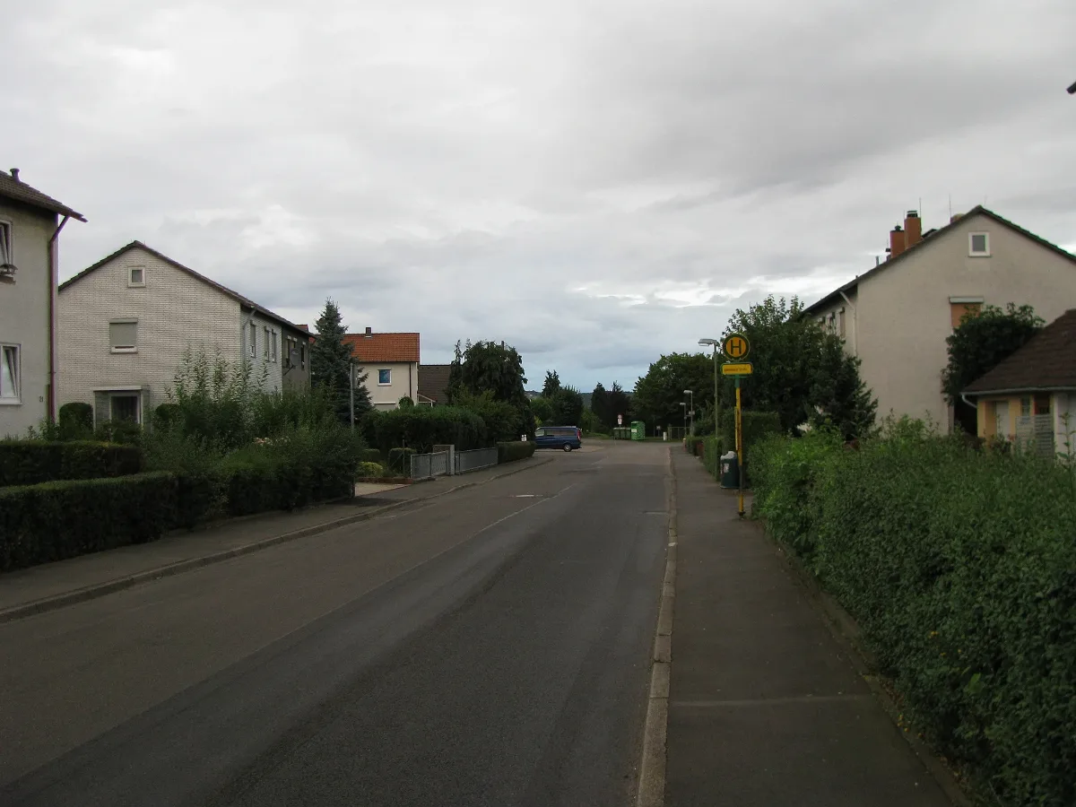 Bushaltestelle Udenhäuser Straße, 1, Philippinenhof Warteberg, Kassel