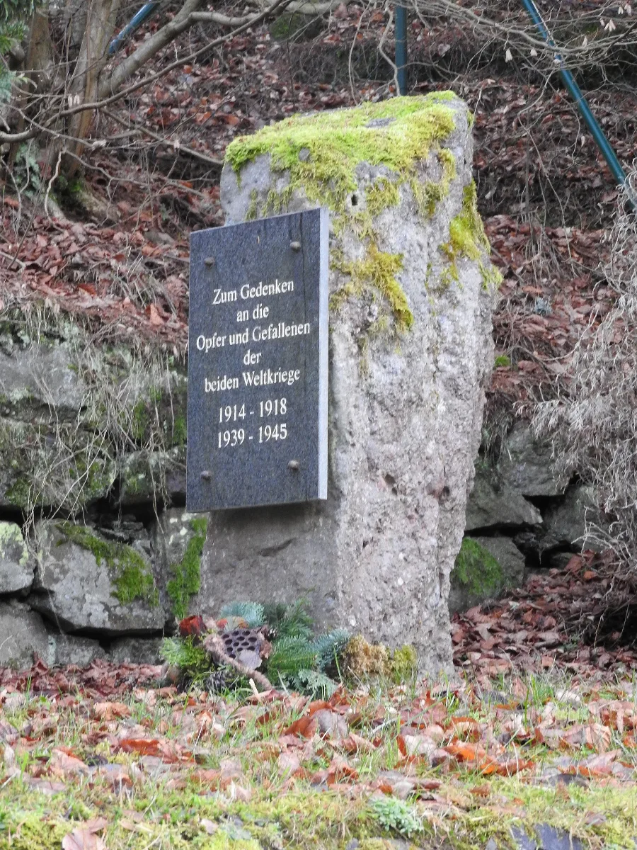 Cemetery Langenbach, Schleusegrund 2