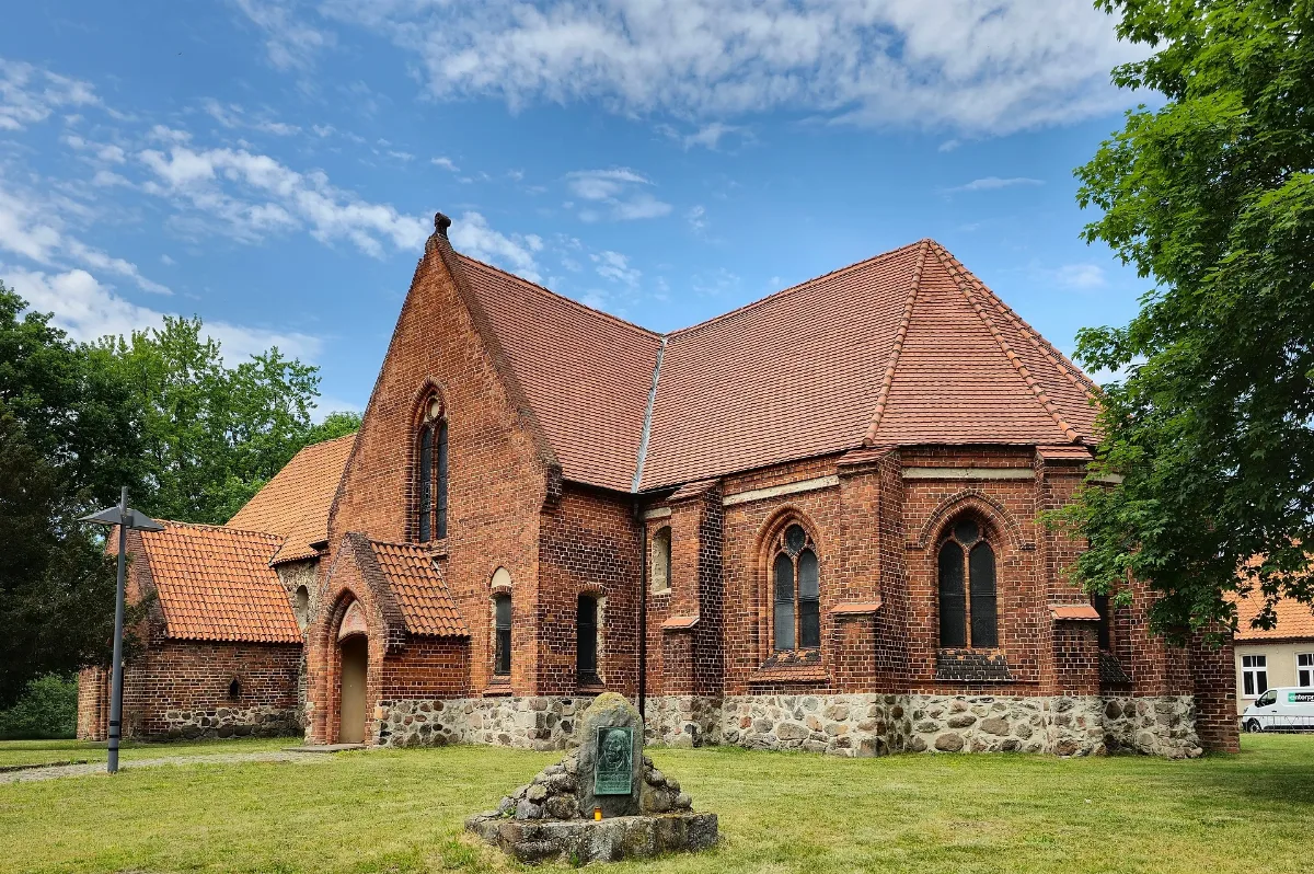 Dähre, Andreaskirche (08)
