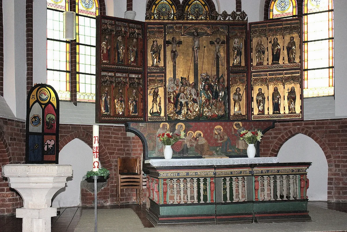 Dahlenburg, St. Johannis Kirche, Der Altar