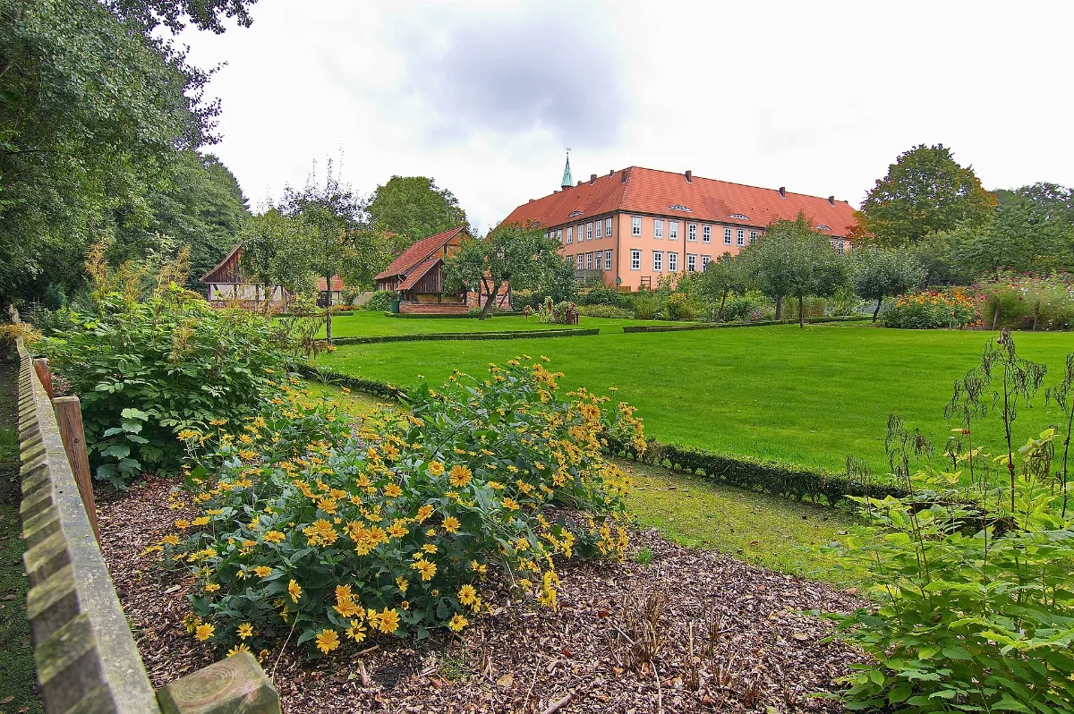 Der Garten Des Kloster Isenhagen (Hankensbüttel) Img 9177