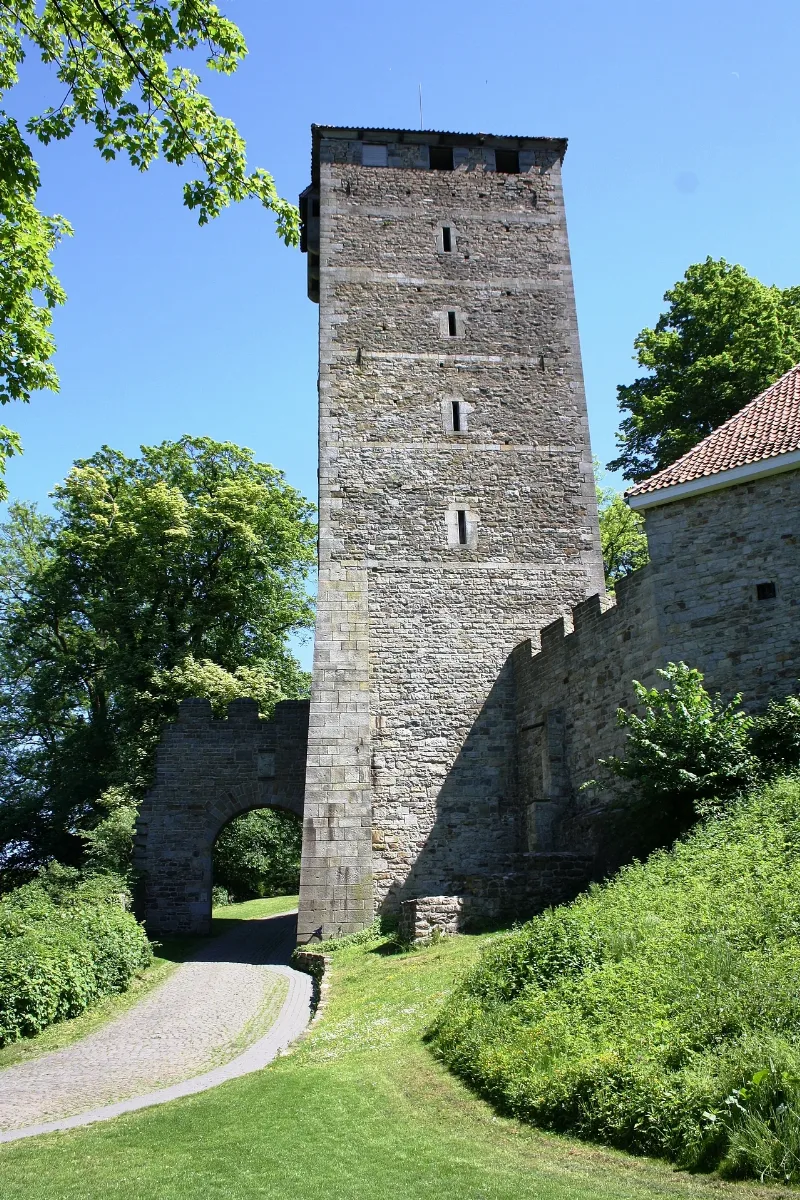 Die Schaumburg Ist Eine Höhenburg Im Gebiet Der Stadt Rinteln Im Landkreis Schaumburg In Niedersachsen. Panoramio