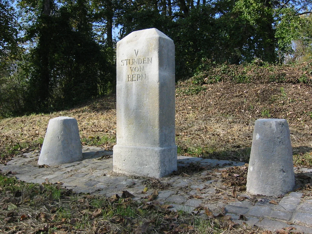 Distanzstein V Stunden Von Bern 02 08