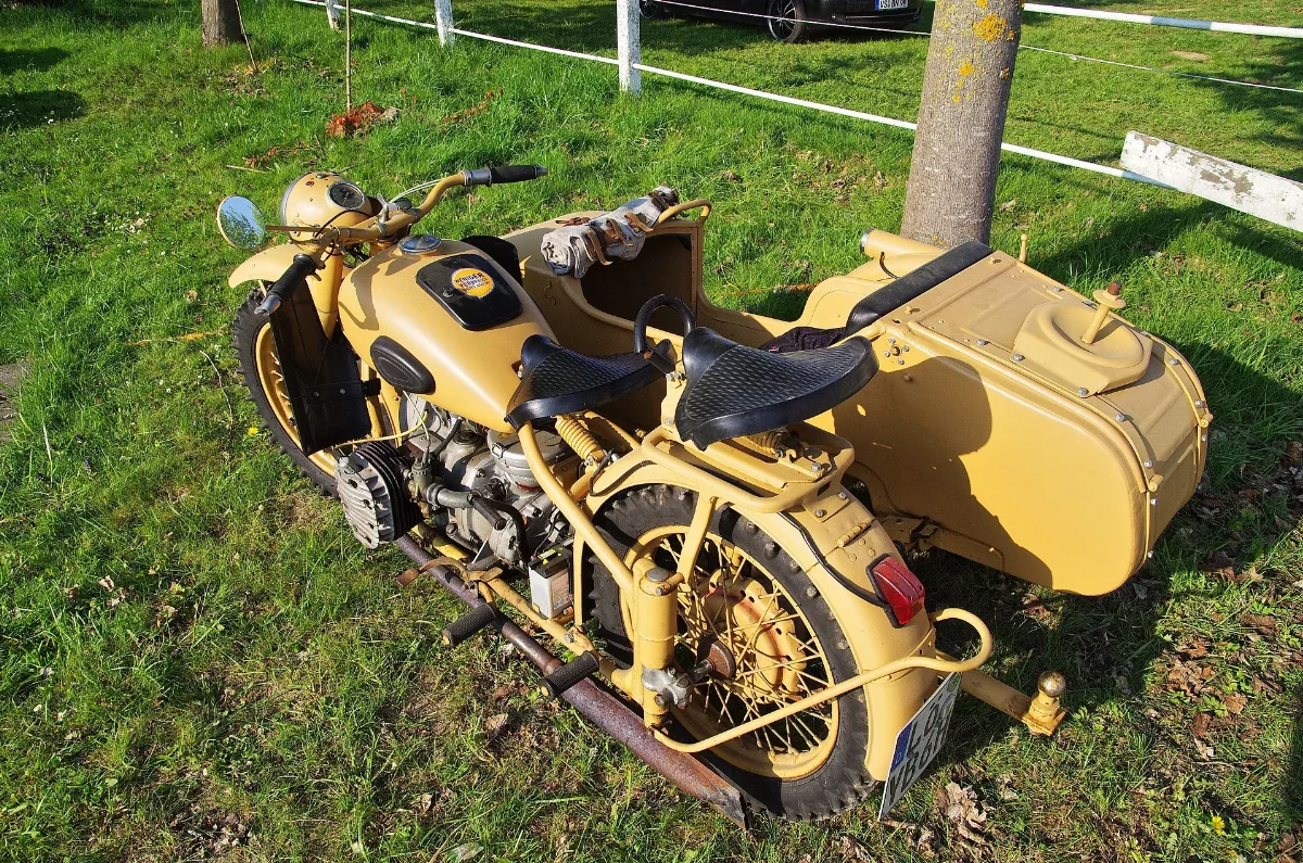 Dnepr K 750 7754