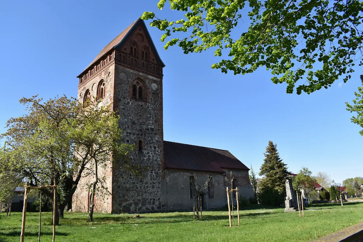 Dorfkirche Blesendorf