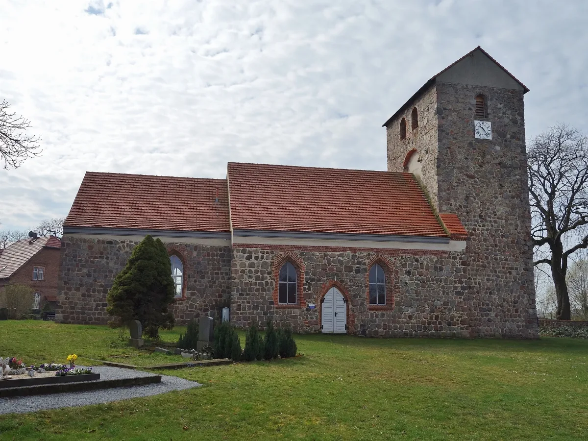 Dorfkirche Hirschfelde (Barnim) 2021 N
