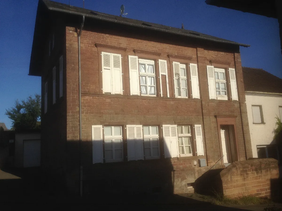 Ehemalige Mädchenschule Orenhofen 2
