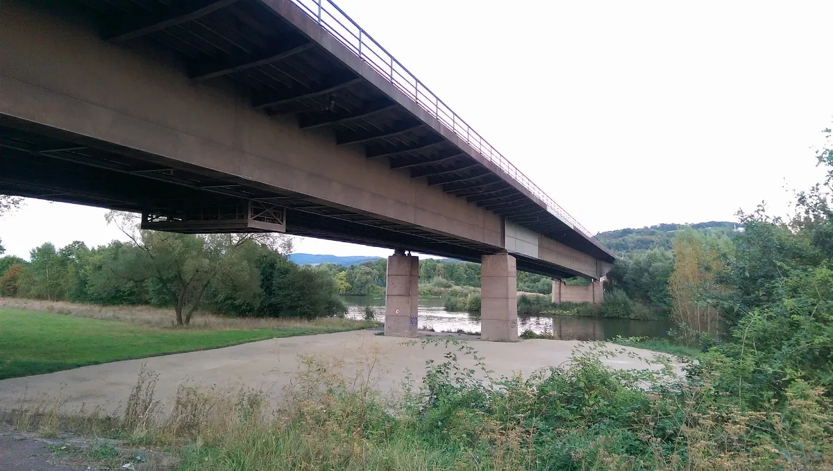 Ehranger Brücke, Westlicher Brückenkopf, Blick Von Nordwesten