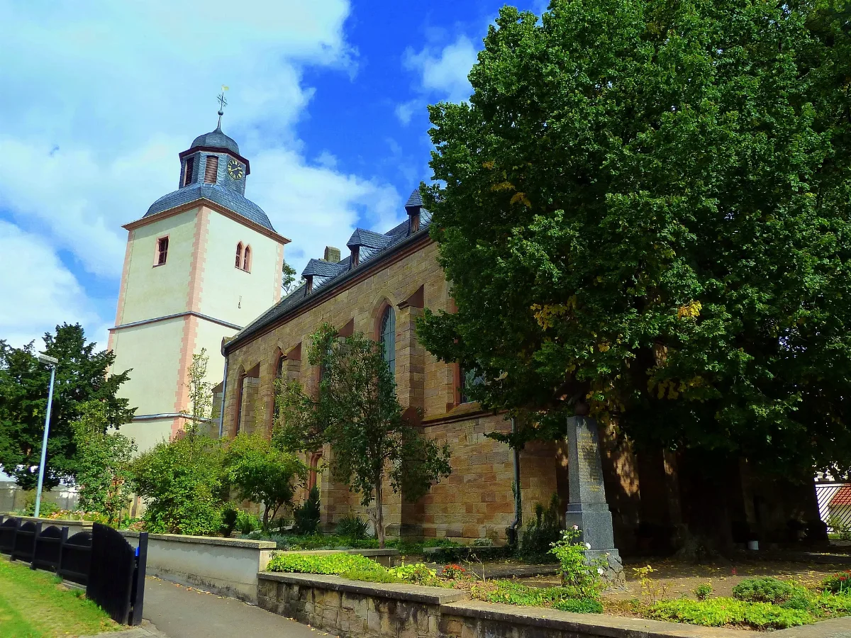 Ev. Kirche Wallertheim Panoramio