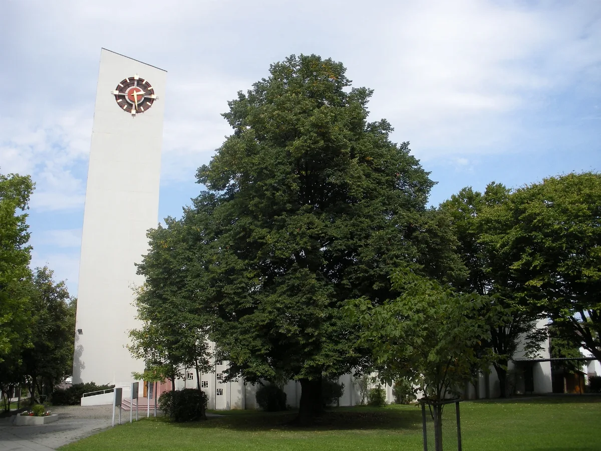 Evang. Stephanuskirche Stuttgart Giebel
