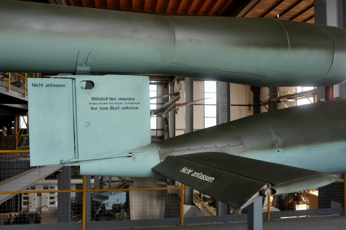 Fieseler Fi 103, Smmf 02 10