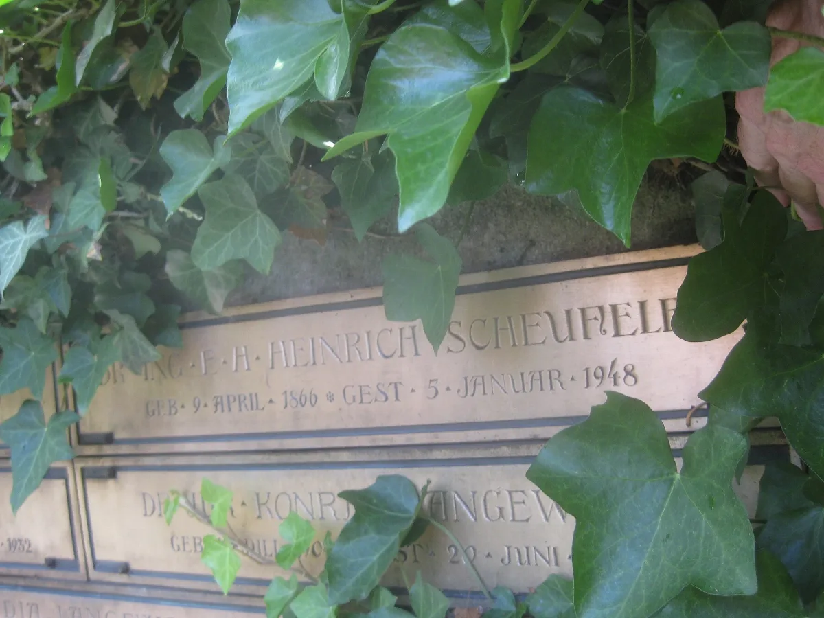 Friedhof Oberlenningen, 004