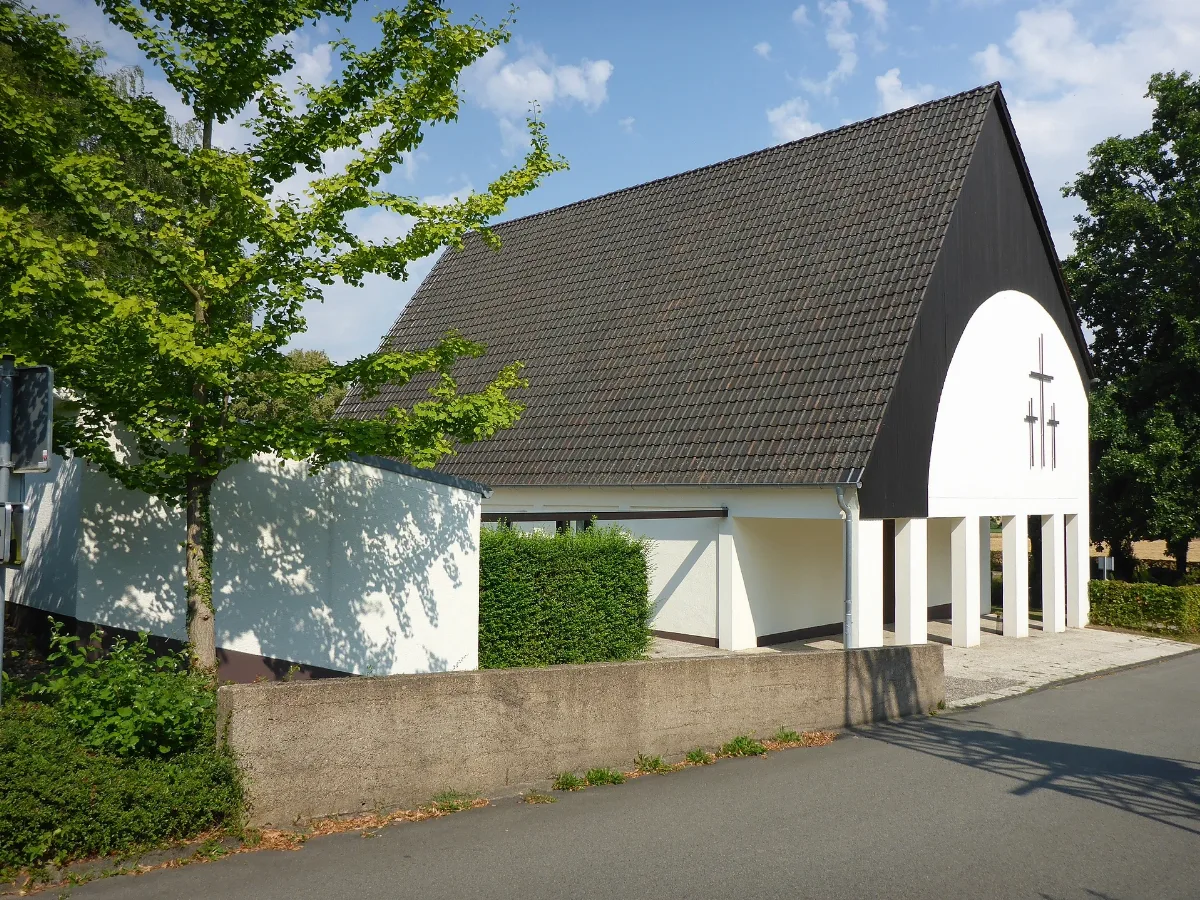Friedhofskapelle Bad Holzhausen Von Südosten