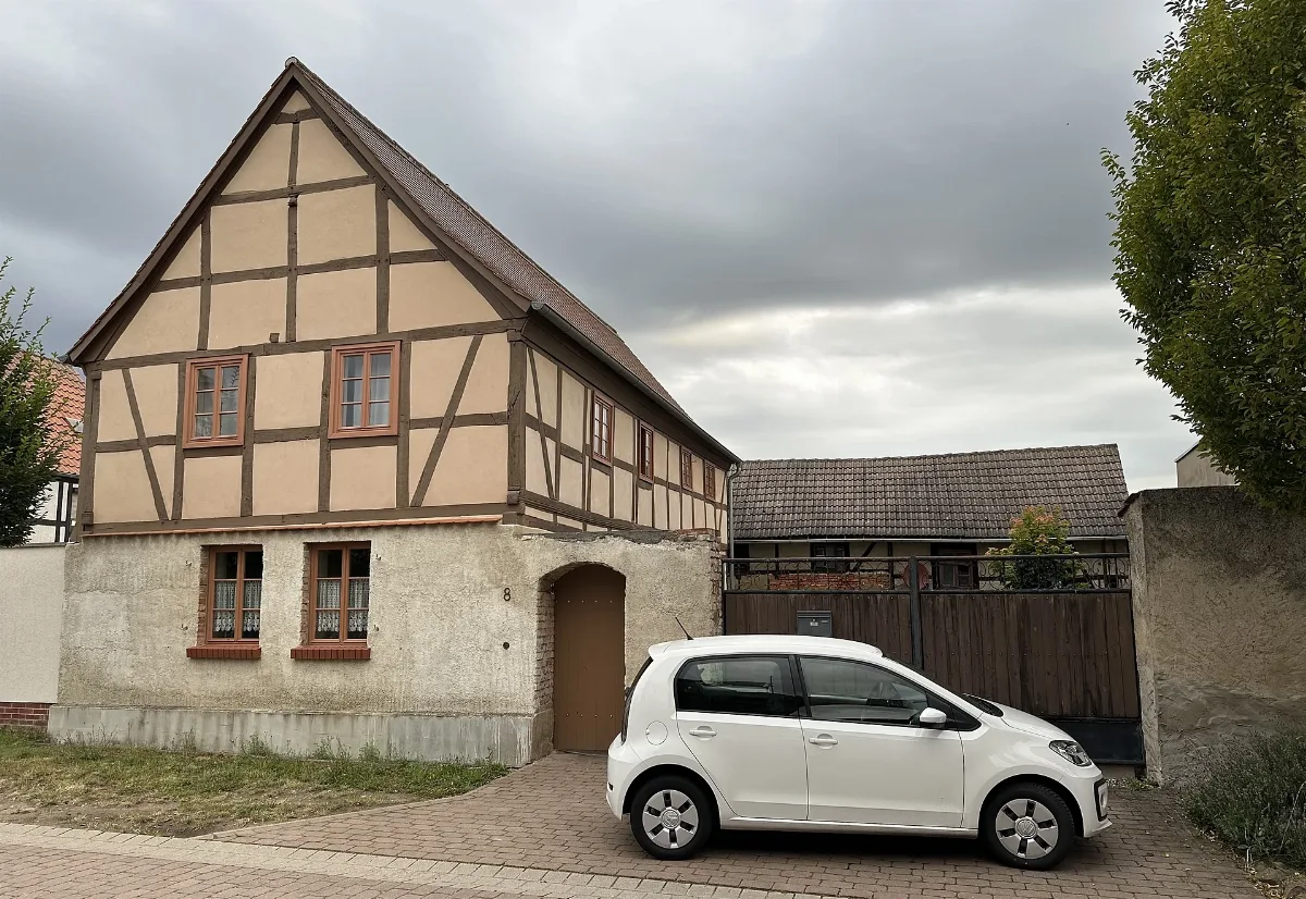 Friedrich Ebert Straße 8 In Niederndodeleben