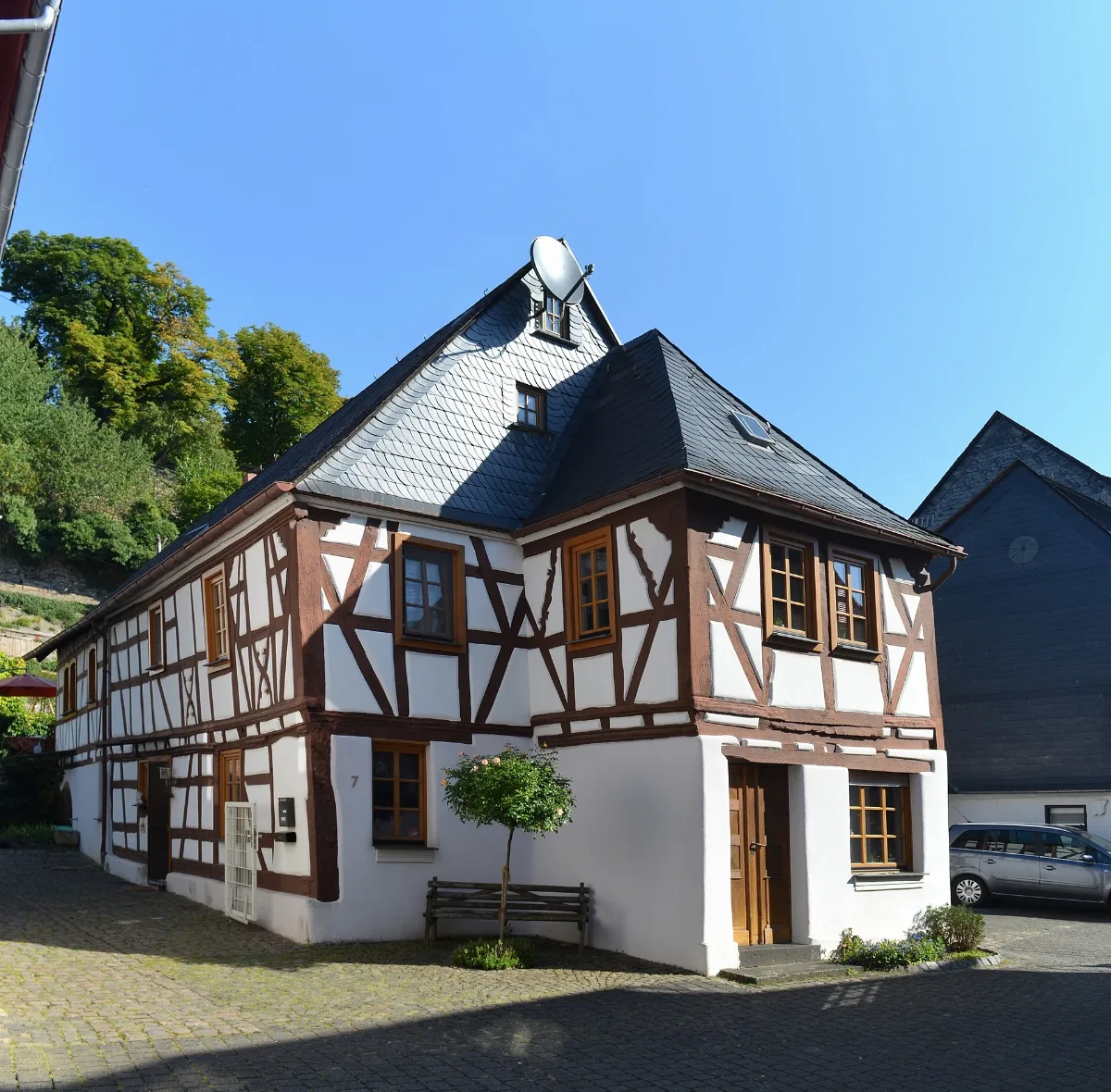Gemünden (Hunsrück), Kirchberger Straße 7