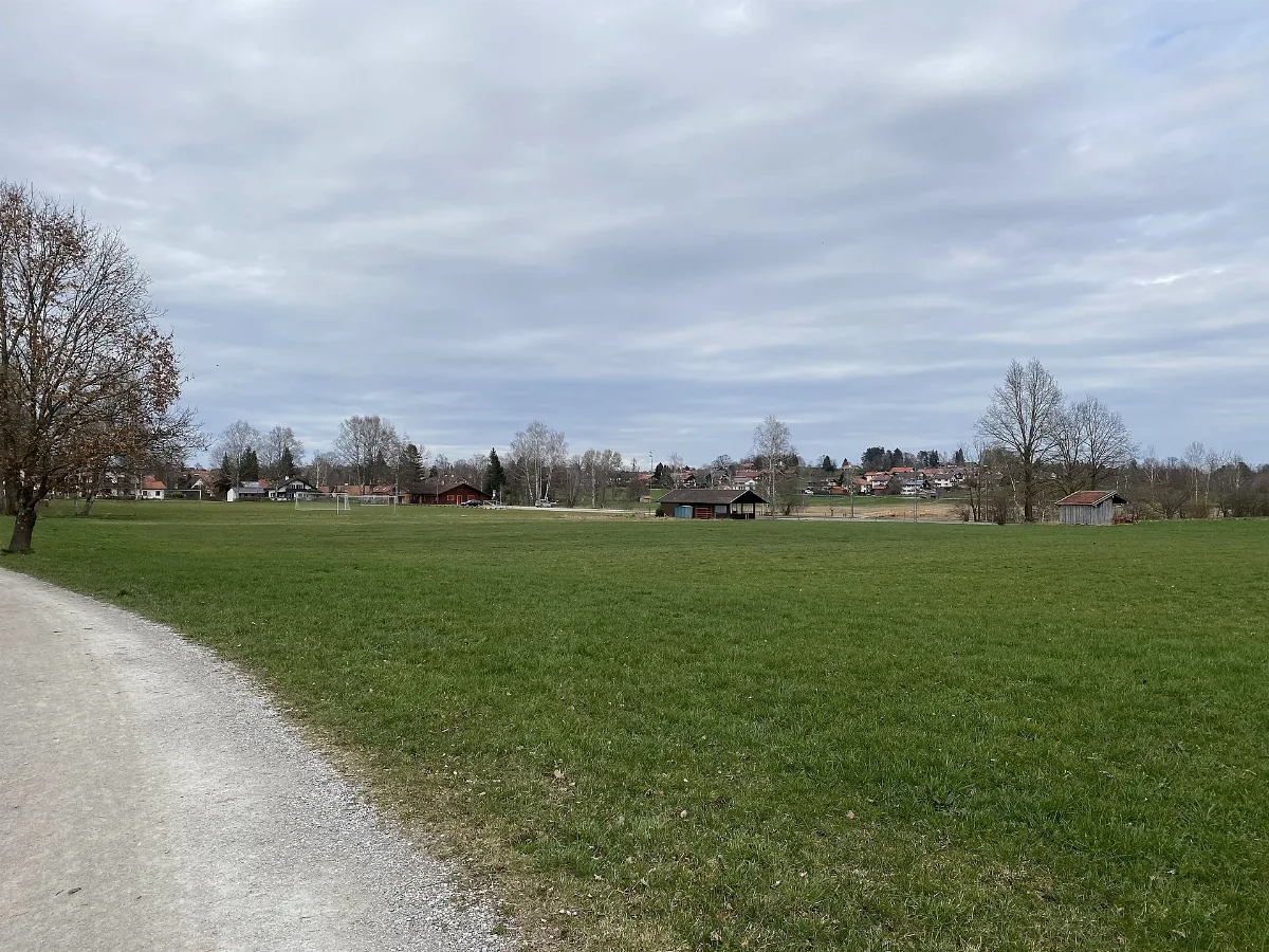 Ger Uffing Am Staffelsee, Alter Sportplatz 002