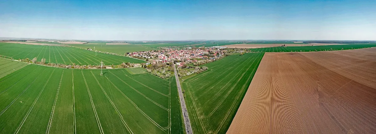 Gleina Aerial Pan