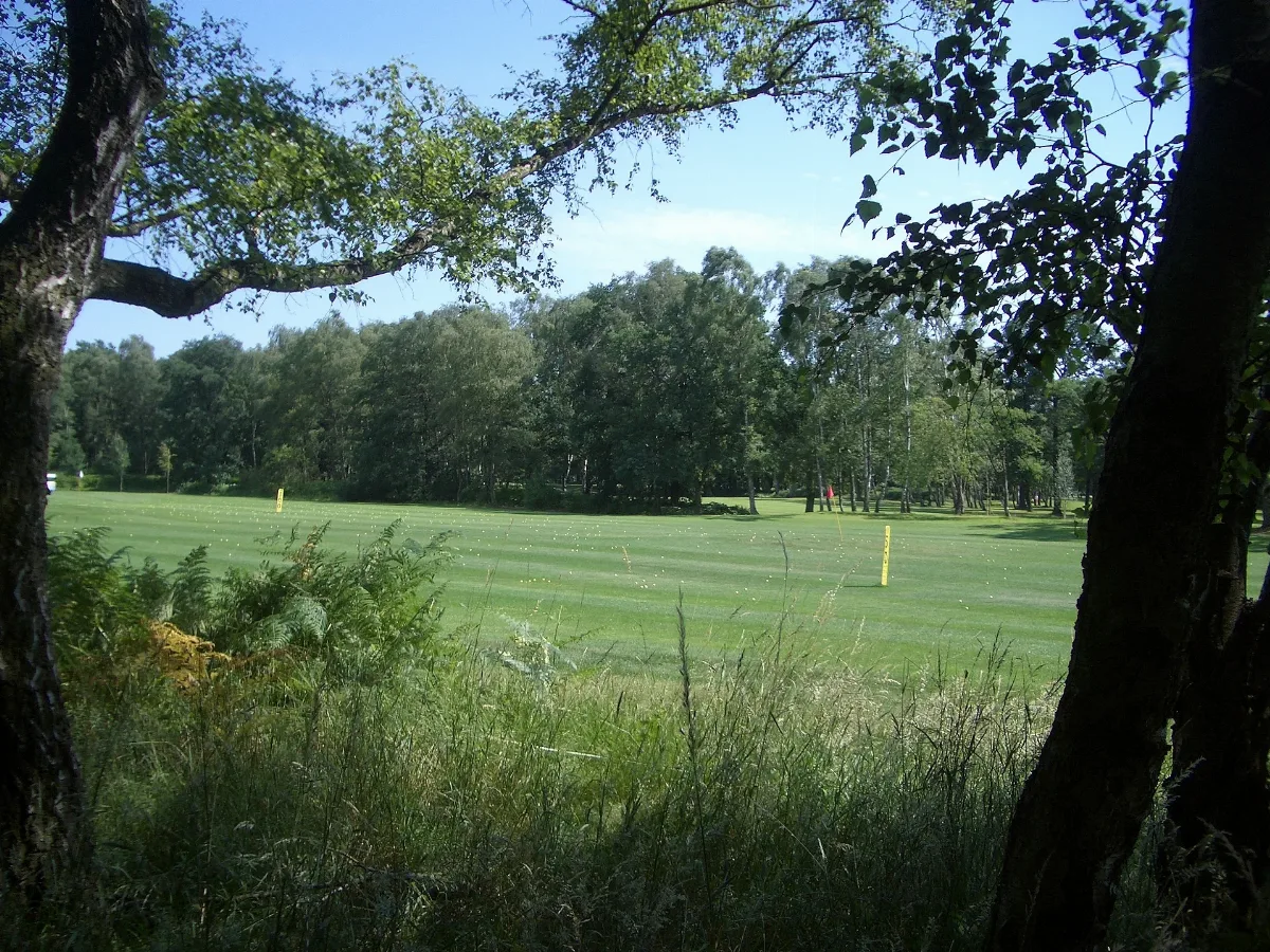 Golfplatz02 Panoramio