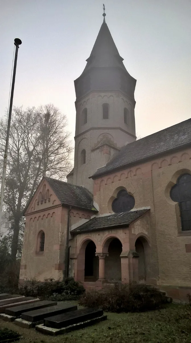 Gottlieben Kapelle Herrnsheim Parkansicht