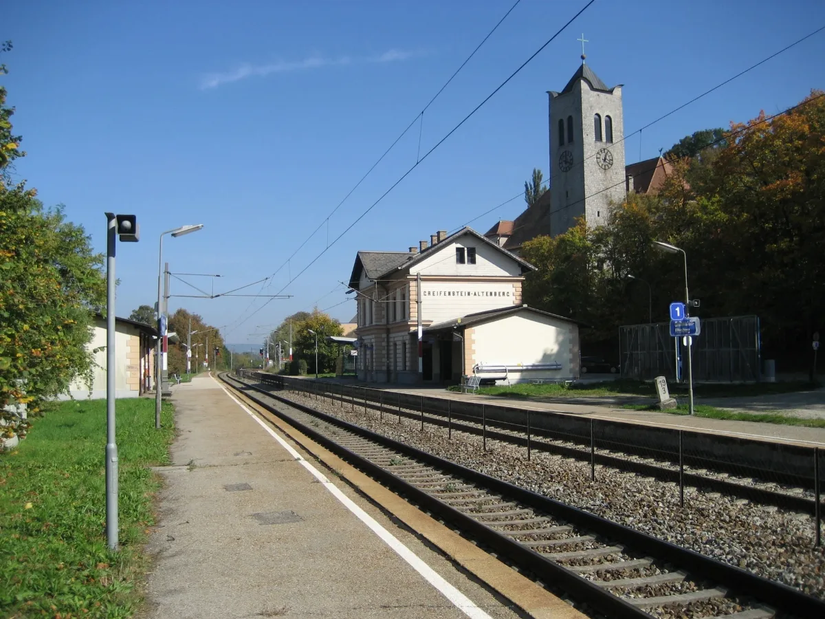 Greifenstein Altenberg Bf 01