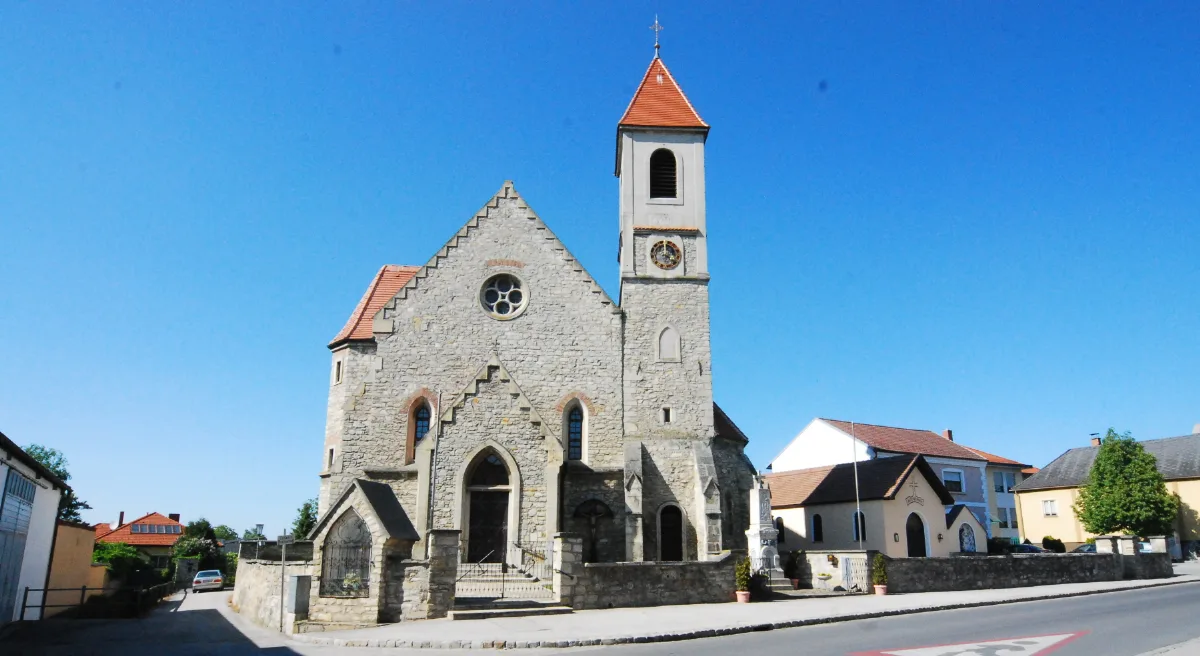 Guentherz 2011 05 07 0121 Au Am Leithaberge Kirche