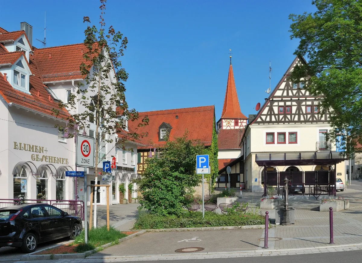 Hirschlanden Rathausplatz