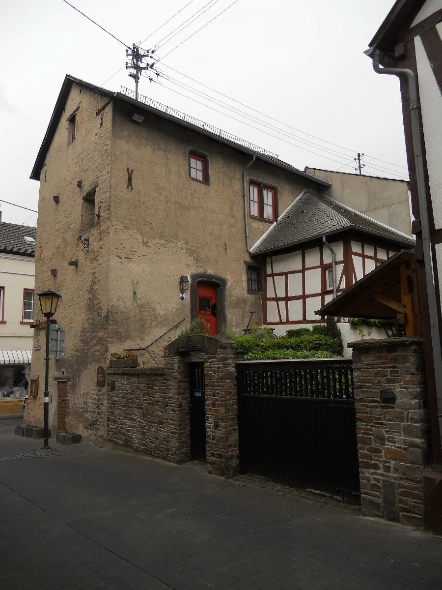 Hohe Haus, Bad Hönningen, Backside