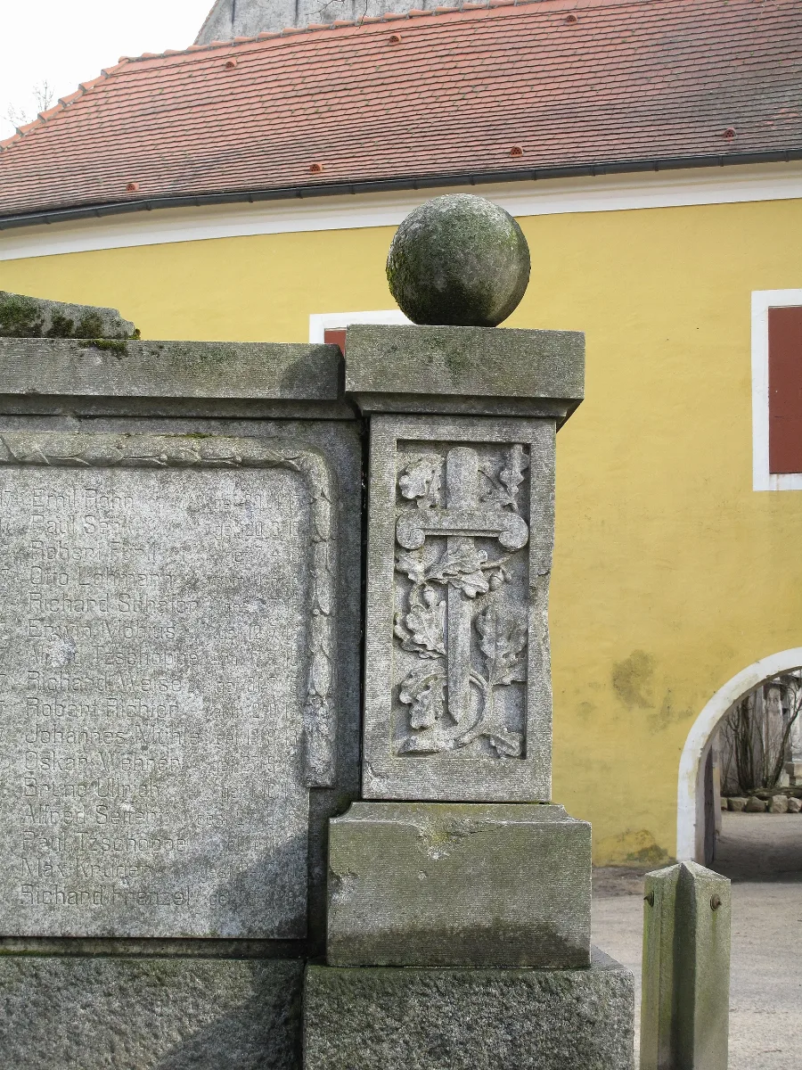 Horka Gefallenendenkmal (07)