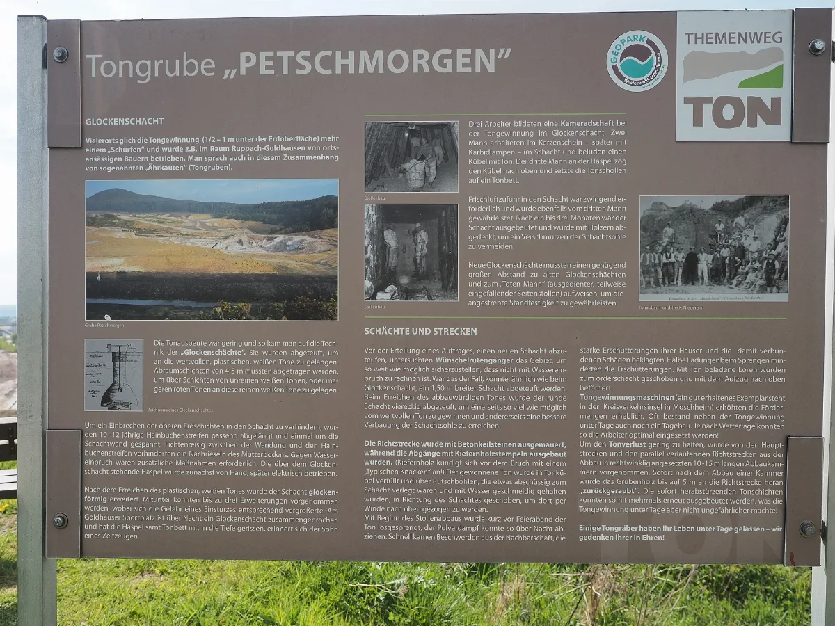 Infoboard Tongrube Petschmorgen