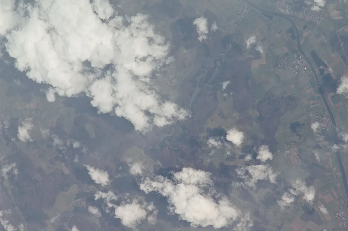 Iss023 E 17595 View Of Earth