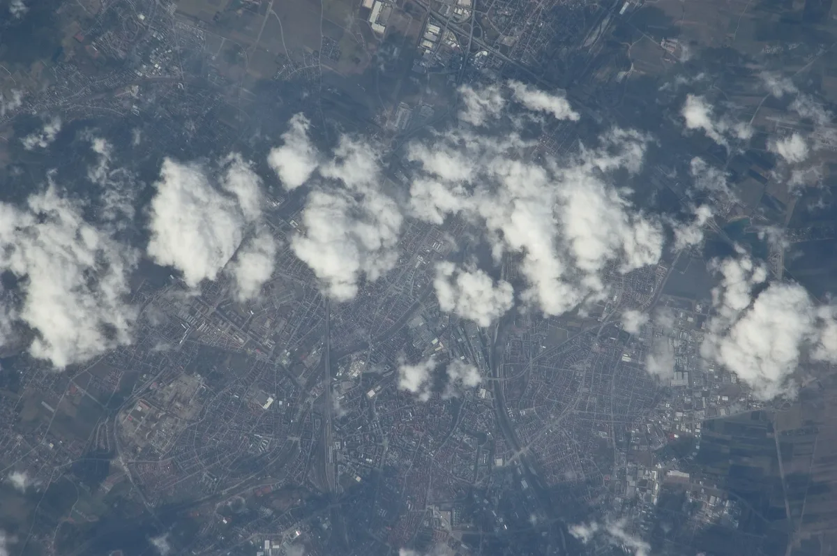 Iss023 E 8087 View Of Earth
