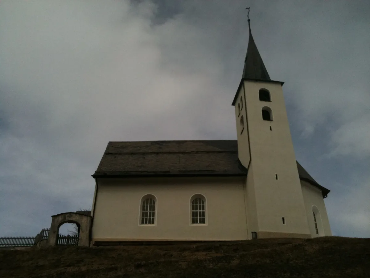 Kirche Tschappina 2
