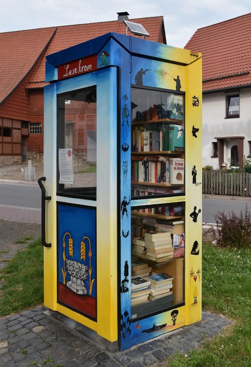 Kirchstraße (Schwiegershausen) Bücherzelle