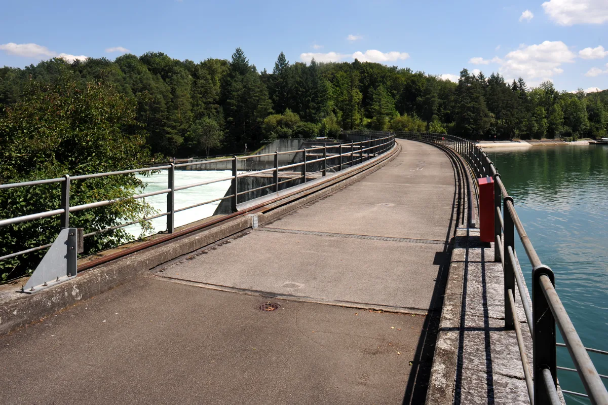 Kraftwerk Rheinau 04 10