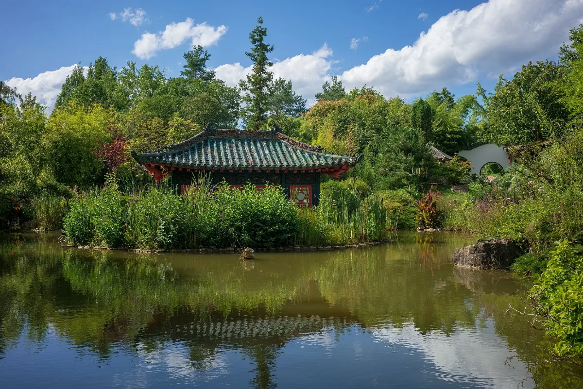 Kraichtal Münzesheim Asiatischer Garten Teich Mit Teehaus Von So