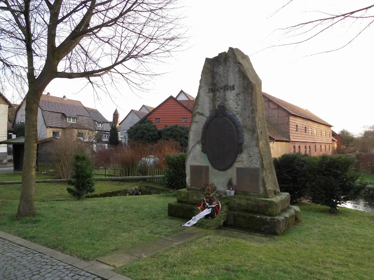 Kriegerdenkmal Eschershausen Uslar