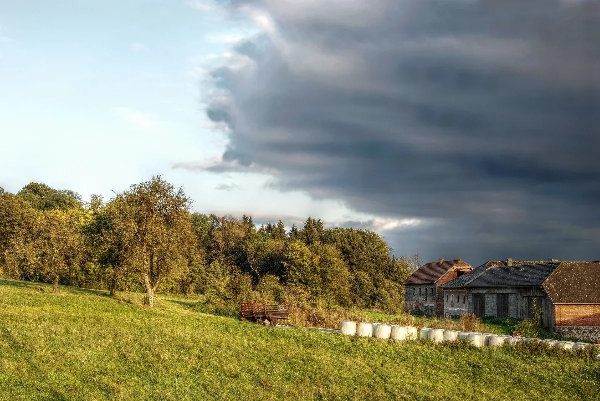 Landscape Puchenau Hdr (Dfdb)