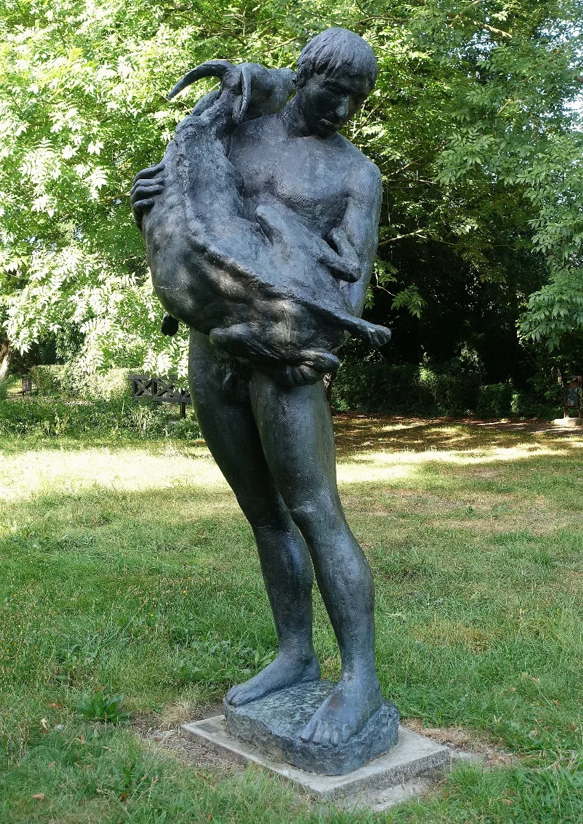 Mann Mit Ziege, Goethepark In Bernau Bei Berlin, Landkreis Barnim, Brandenburg
