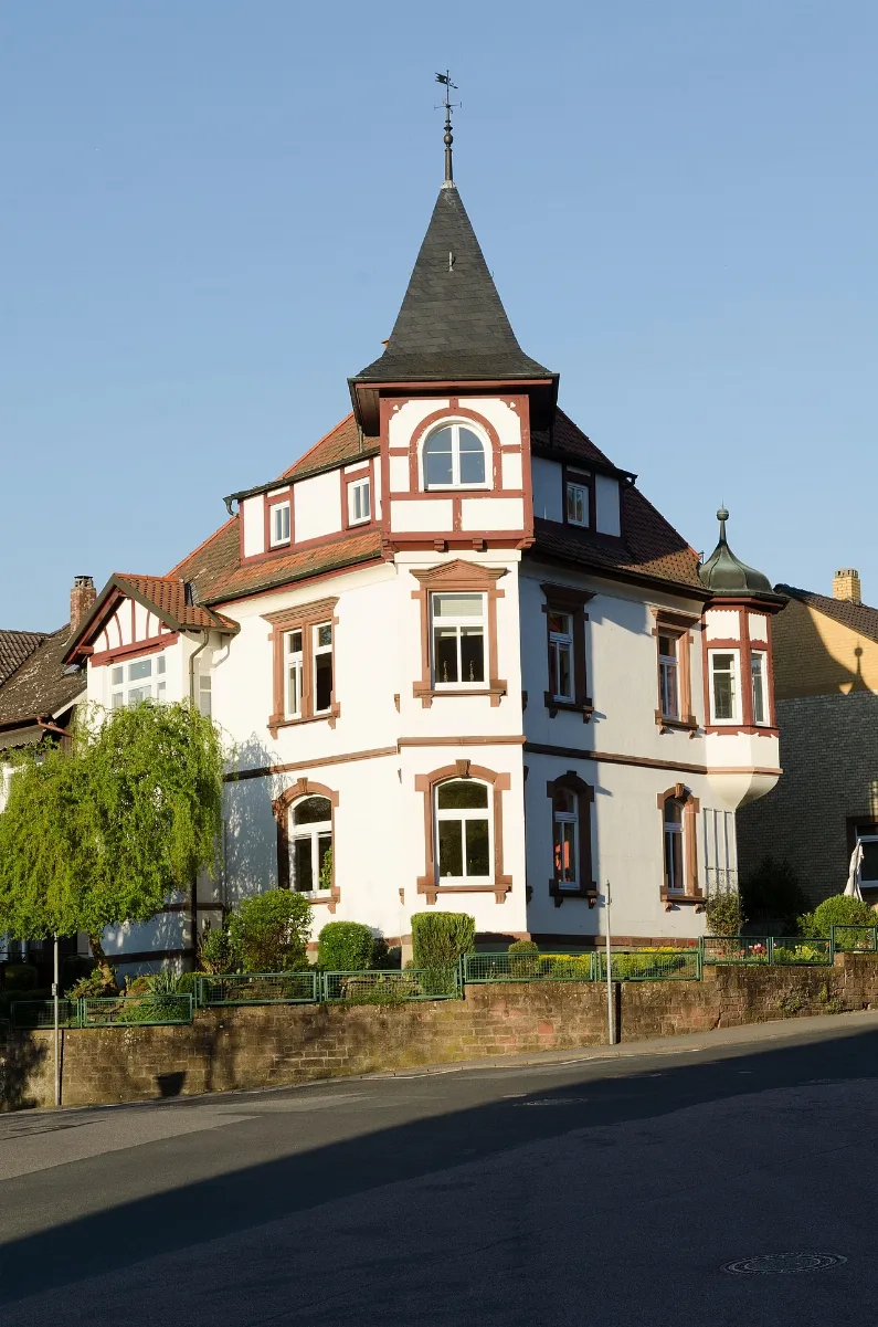 Miltenberg, Obere Walldürner Straße 1 001