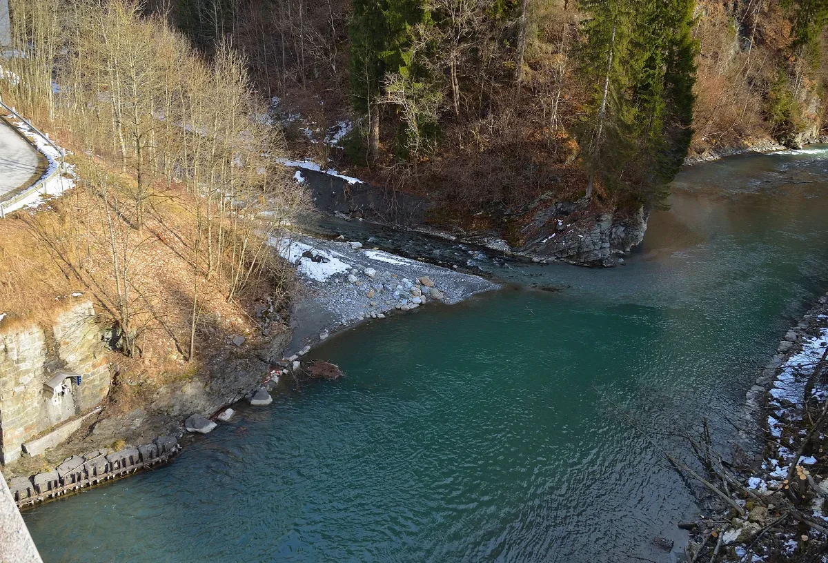Mouth Of Dientenbach 01