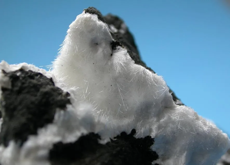 Natrolite 254587