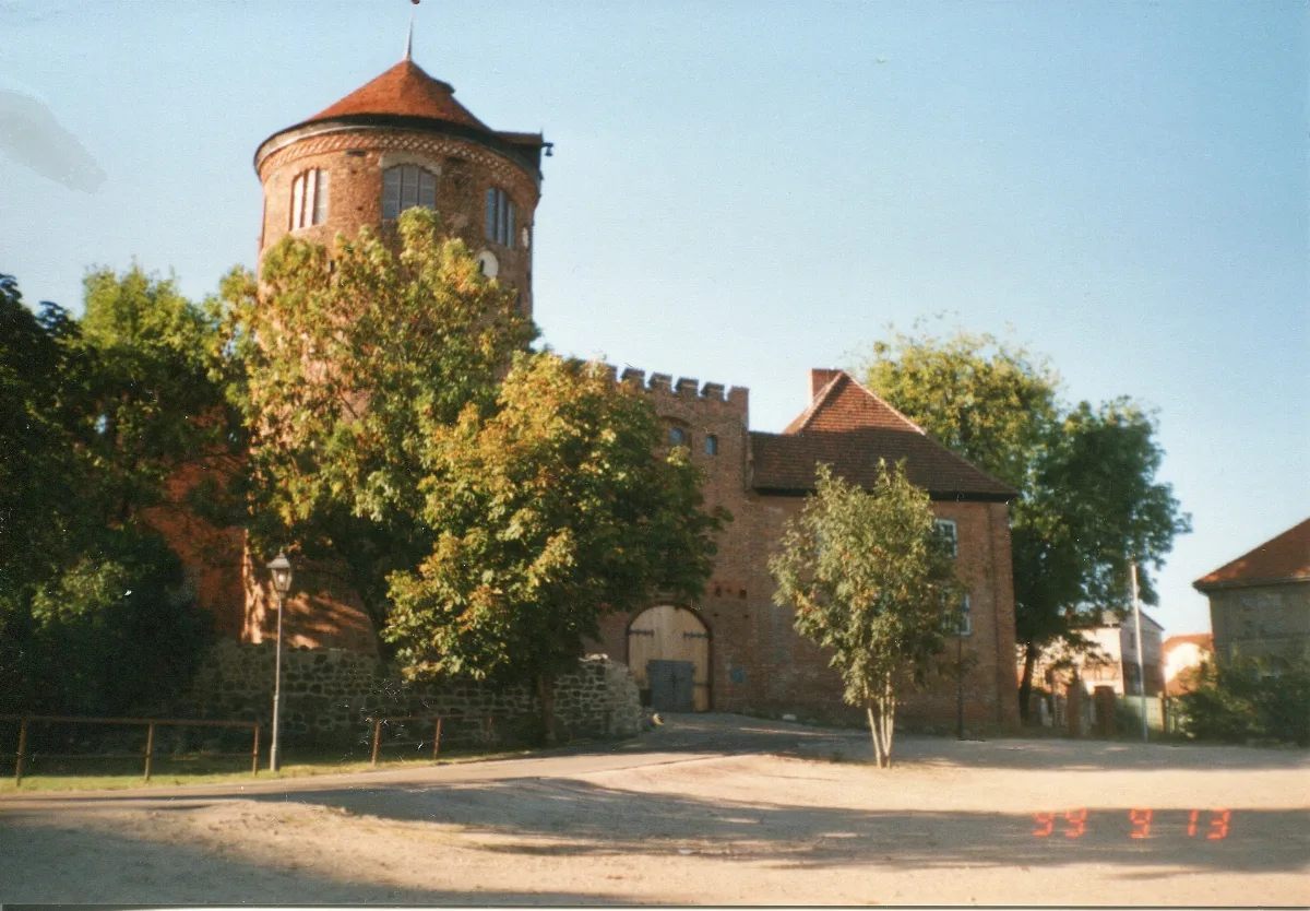Neustadt Glewe Alte Burg 1999 09 13