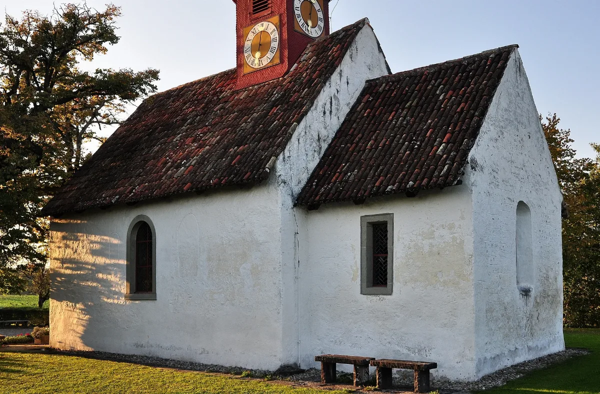 Nürensdorf Reformierte Oswaldkapelle, Hitzenbachstrasse 2011 09 28 18 24 26 Shiftn