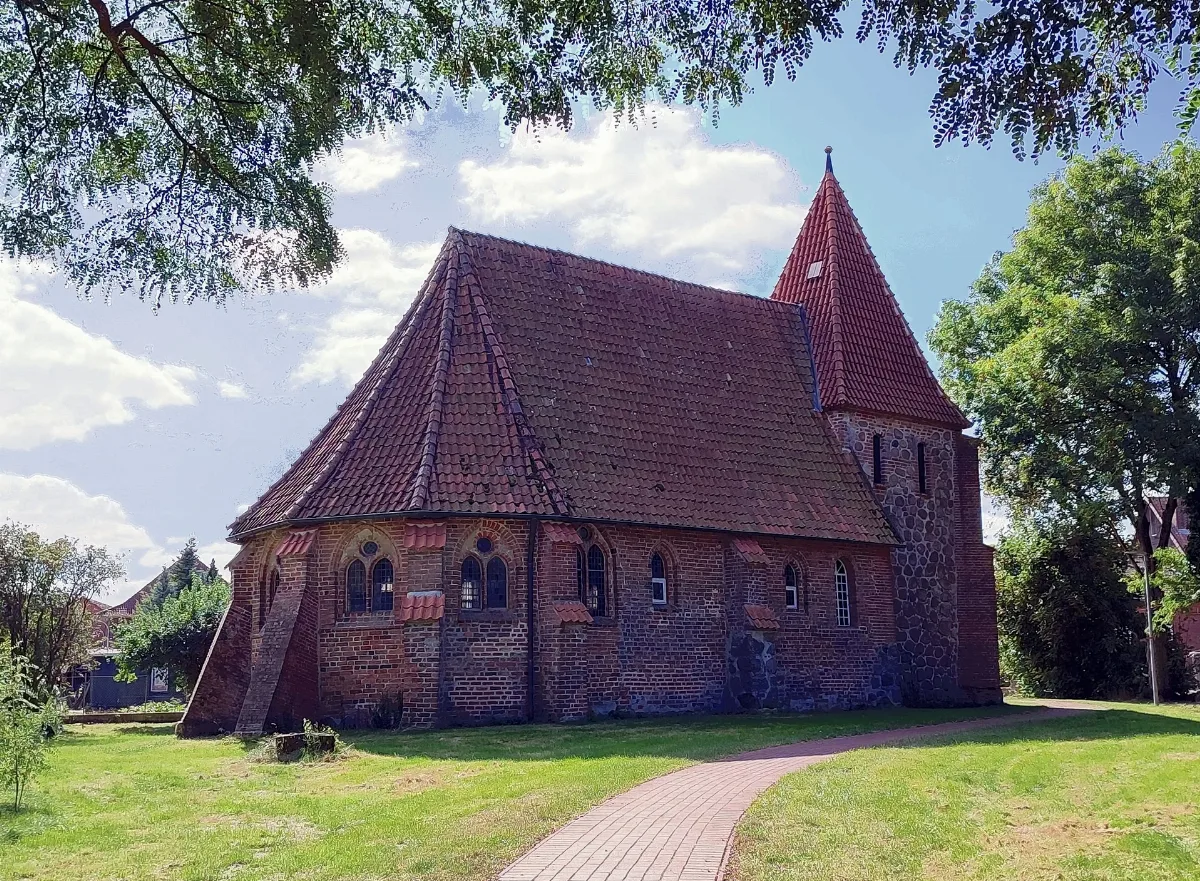 Oetzen Marienkapelle Nordseite