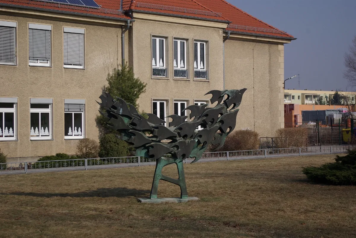 Plastik Vogelflug Zossen