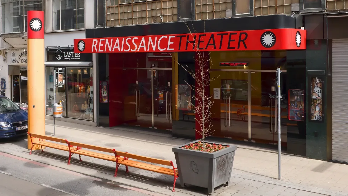 Renaissancetheater 01