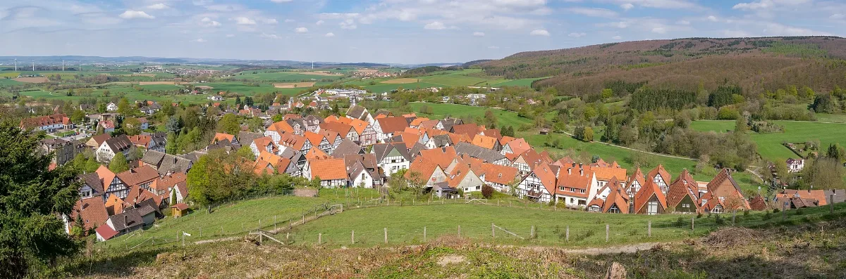 Schieder Schwalenberg 2017 04 24 Grafenblick (11) Pano
